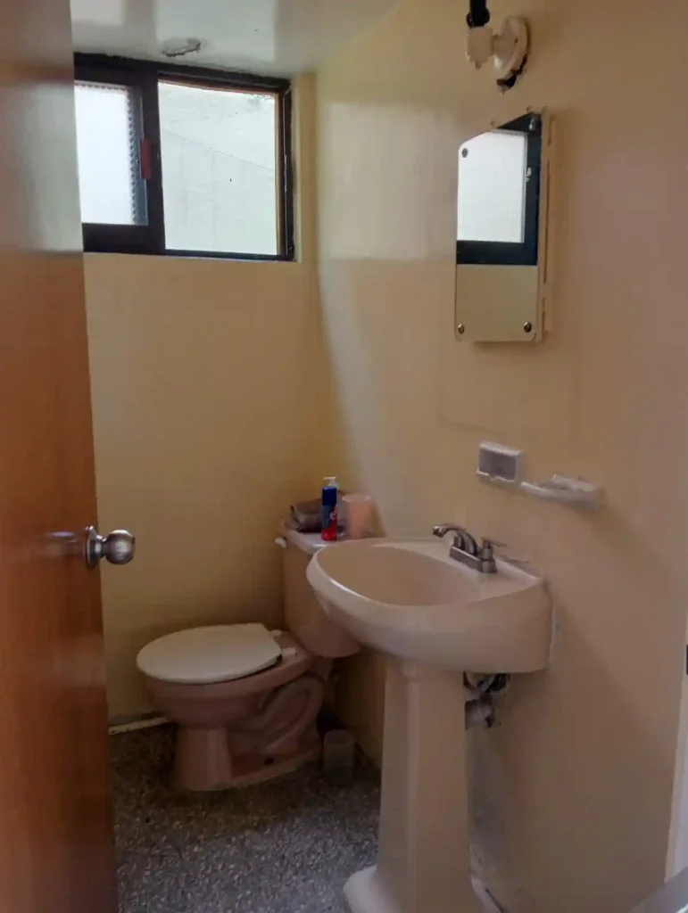 excelente-casa-para-actualizar-en-viveros-del-valle-tlalnepantal-de-baz