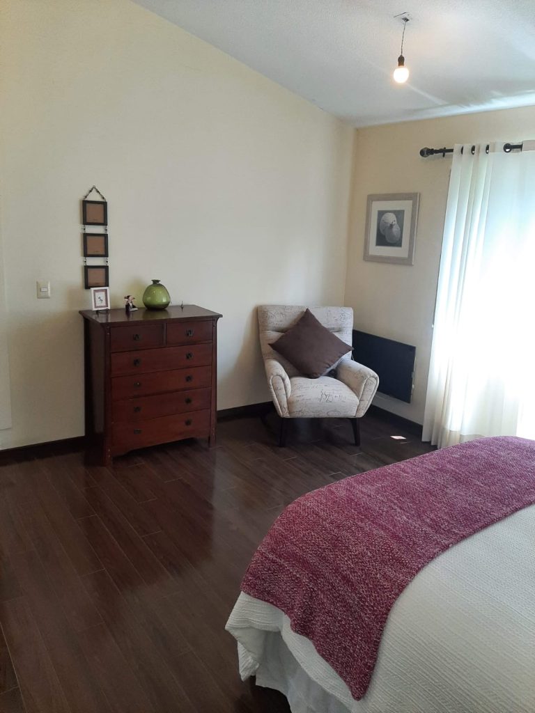 espectacular-casa-en-fracc-priv-puerta-astorga-bosque-esmeralda