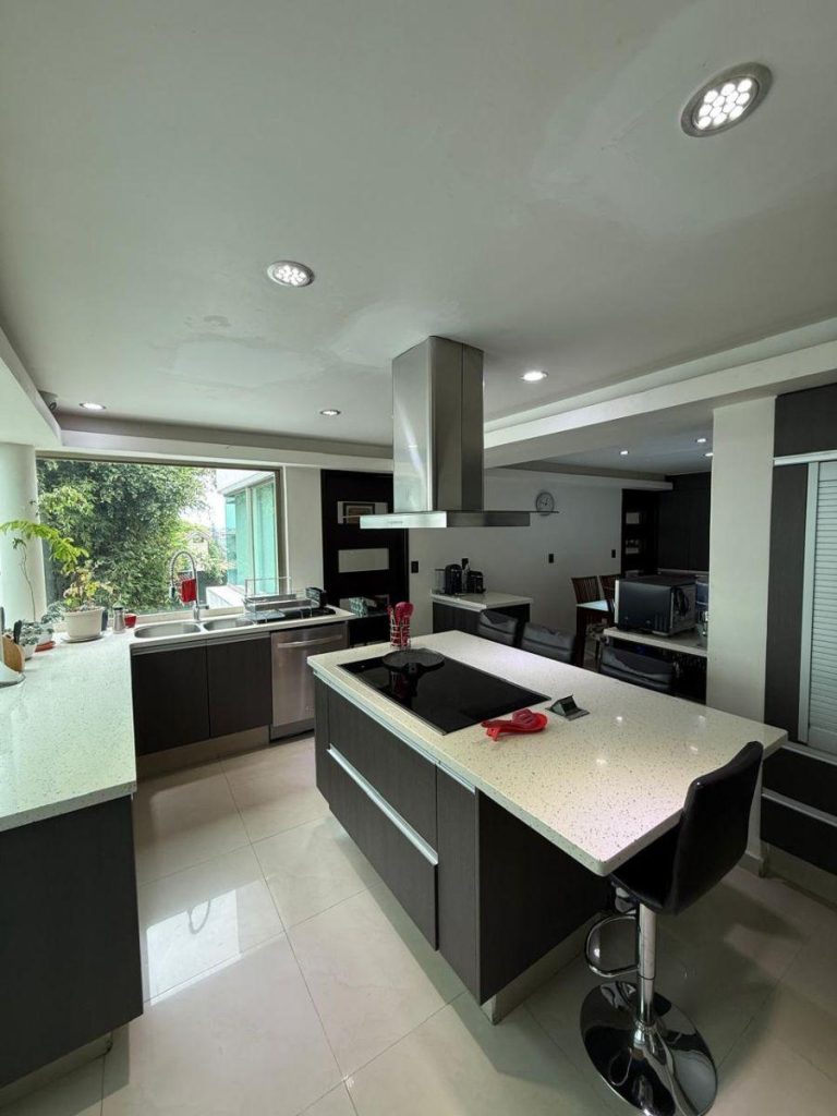 Casa en venta en Circuito Novelistas, Ciudad Satélite - Interior 3