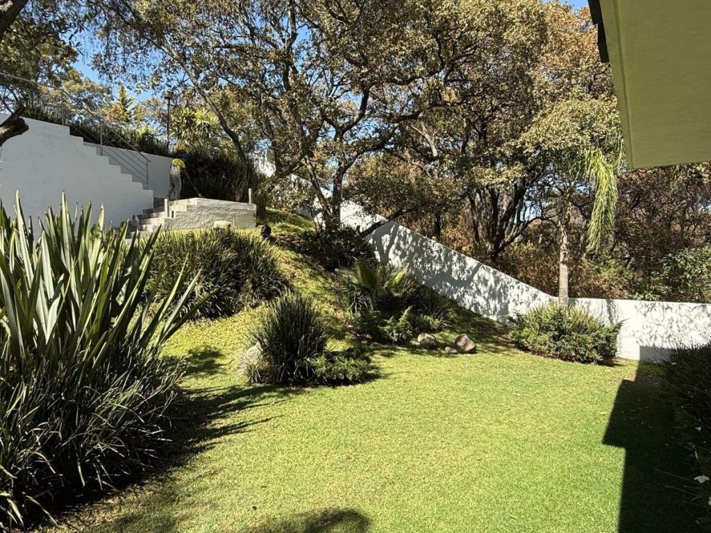 Casa en venta en Hacienda de Valle Escondido, Atizapán de Zaragoza - Exterior 1