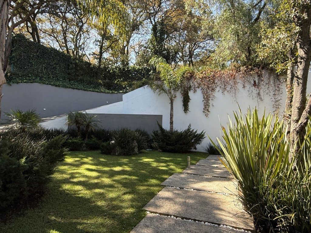 Casa en venta en Hacienda de Valle Escondido, Atizapán de Zaragoza - Exterior 2