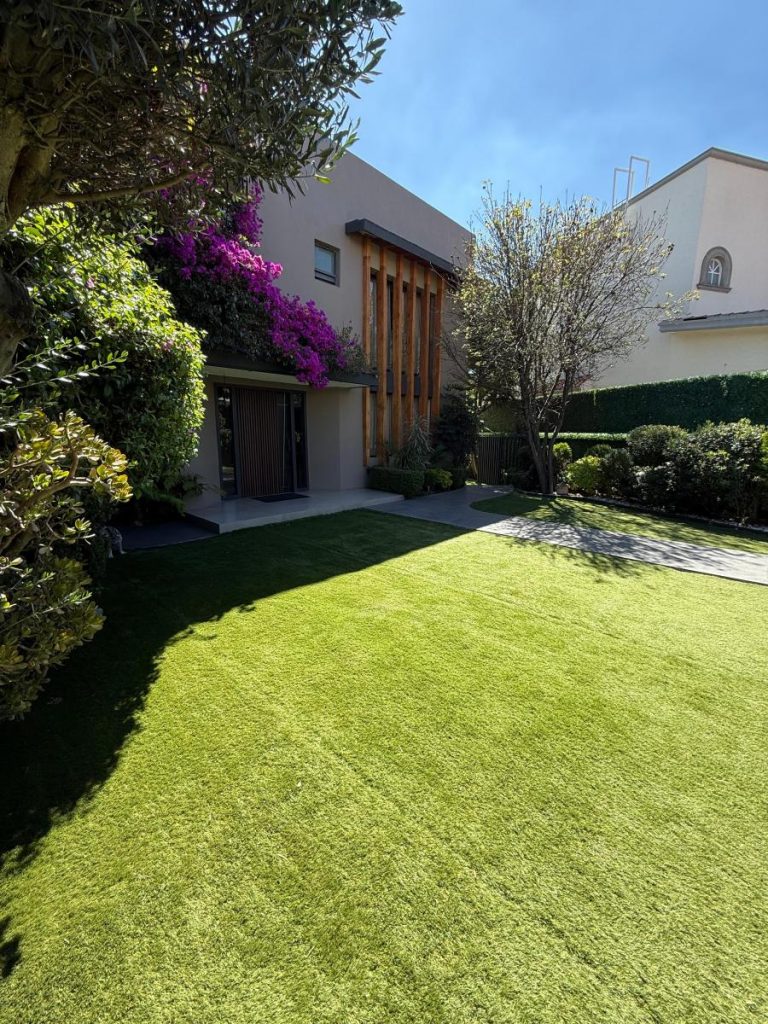 Casa en venta en Loma de Valle Escondido, Zona Esmeralda - Exterior 2